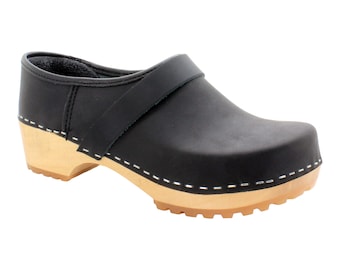 BJORK Tilda Wood Closed Back Grippy Black Oiled Leather Clogs