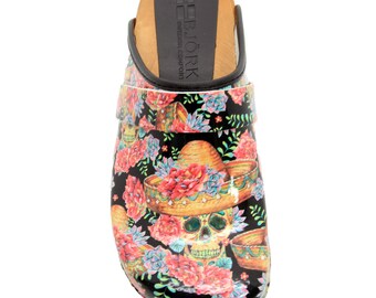 Sanita sugar skull clogs best sale