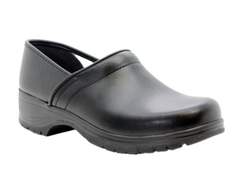 BJORK Flex Pro Closed Back Black Leather Clogs