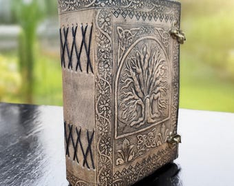600 Pages Large Leather Journal Tree of life Fat Notebook, Grimoire, Writing Notebook, Sketchbook, Diary, Pagan Grimoire, Book of Shadows