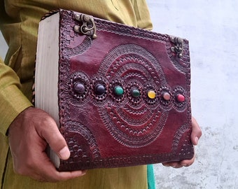 Fettleder Notizbuch 600 Seiten, Großes Sieben Stein Leder Notizbuch | Handgemachtes Buch, Skizzenbuch | Weihnachtsgeschenk Dream Journal, Grimoire