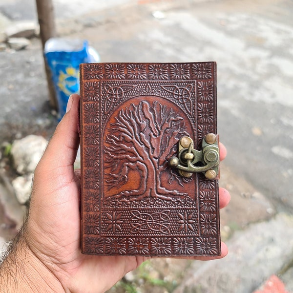 Petit journal en cuir, journal de poche, cahier de poche, grimoire en cuir, journal arbre de vie, petit cadeau, wicca, livre, journal de voyage