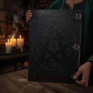Handgefertigtes, extra großes Pentagramm-Notizbuch aus Leder für Zaubersprüche, Grimoire-Journal, Geschenk für ihn.