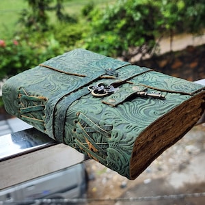 50% de descuento en libros de cuero, grimorios de cuero, diario encuadernado en cuero con bordes desbarbados, hecho a mano, libro de sombras, cuaderno de bocetos de cuero, diario de dibujo.