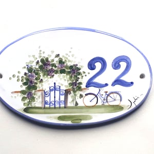 Oval plaque to personalize in hand-made ceramic