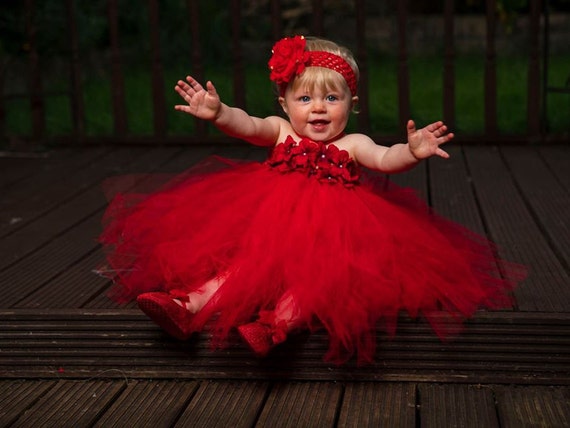 Darling Flower Girl Tutu Dress DIY Tutorial - The Hair Bow Company -  Boutique Clothes & Bows