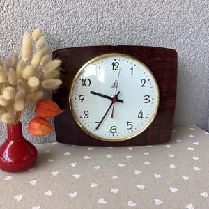Jaz Transistor Clock Formica Imitation Wood