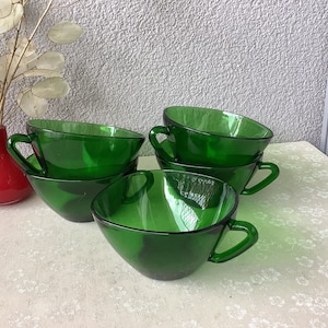 Lot Vereco Petits Bols Ramequins Coupelles En Verre Vert Vintage Lot Vereco Petits Bols Ramequins Coupelles En Verre Vert Vintage