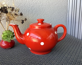 Vintage red teapot with white polka dots - polka teapot - 1 litre