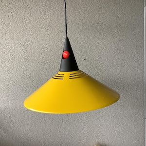 Postmodern suspension Memphis style, LEUCHTEN Germany