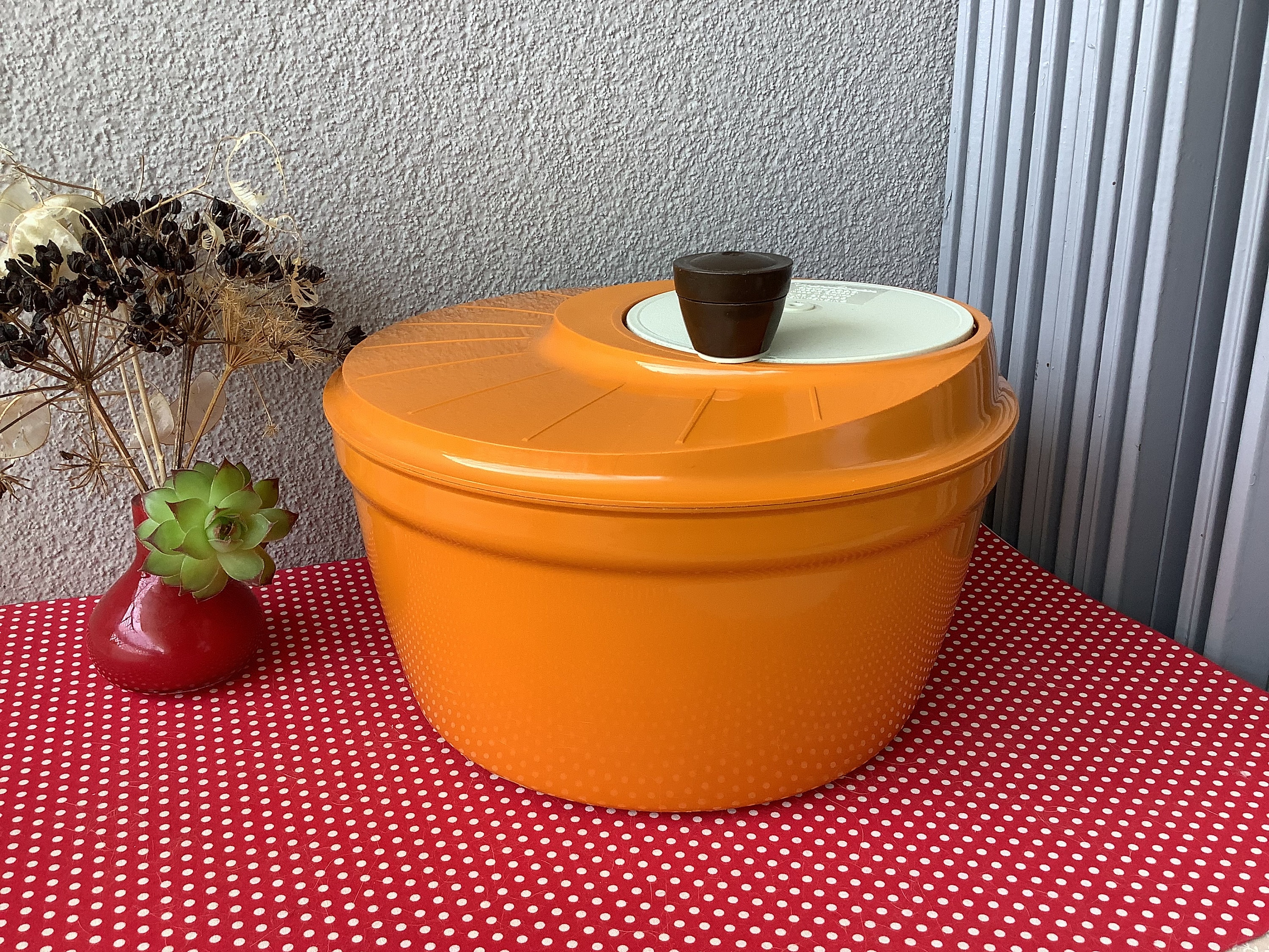 Vintage 60s 70 Ancienne ESSOREUSE A SALADE MOULINEX ORANGE Cuisine Retro  Légume • EUR 20,00