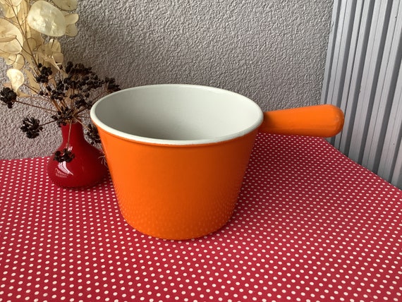 Caquelon Le Creuset en fonte émaillée orange - Poêlon à fondue Le Creuset France - France