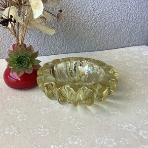 Art deco crystal ashtray Pierre d&#39;Avesn France Lorraine