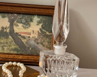 Vintage Crystal Perfume Bottle with Stopper – Mid-Century Vanity Glass – Art Deco Style, Small Flea Bite