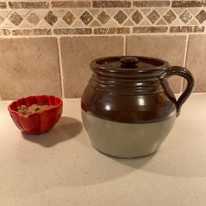 Vintage Two-Tone Bean Pot with Lid - Rustic Brown Stoneware Crock