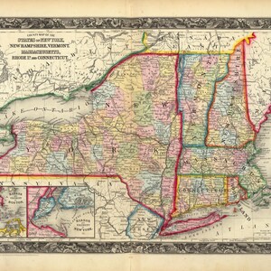 Op de afbeelding: Antieke kaart van New York, New Hampshire, Vermont, Massachusetts, Rhode Island en Connecticut. De kaart toont gedetailleerde provinciegrenzen, waterpartijen en plaatsnamen, met een decoratieve rand. Gedrukt op verouderd papier.