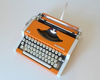 Vintage Orange UNIS Working Typewriter: Mid Century Modern Yugoslavia 1980s