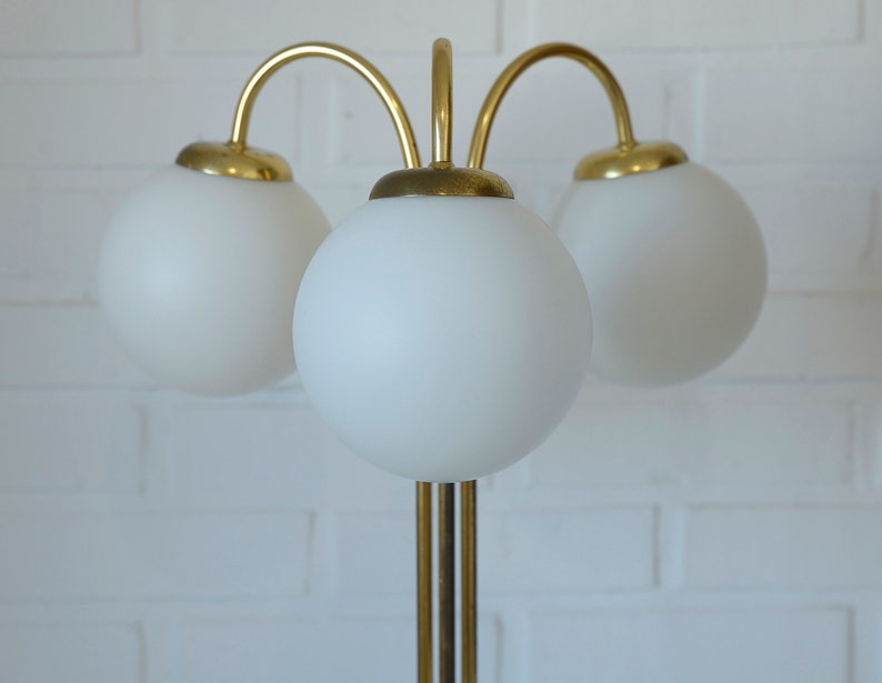 Elegant Vintage Floor Lamp / Gold Desk Light Fixture / Hollywood Regency / MCM Table Lamp image 3