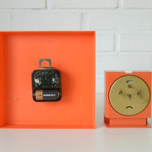 Set of 2 / Orange Vintage Clocks / Wall Clock / Alarm Clock / Desk Clock / Insa Yugoslavia 1970's / Mid Century Modern image 8