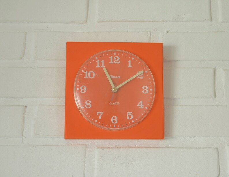 Set of 2 / Orange Vintage Clocks / Wall Clock / Alarm Clock / Desk Clock / Insa Yugoslavia 1970's / Mid Century Modern image 5