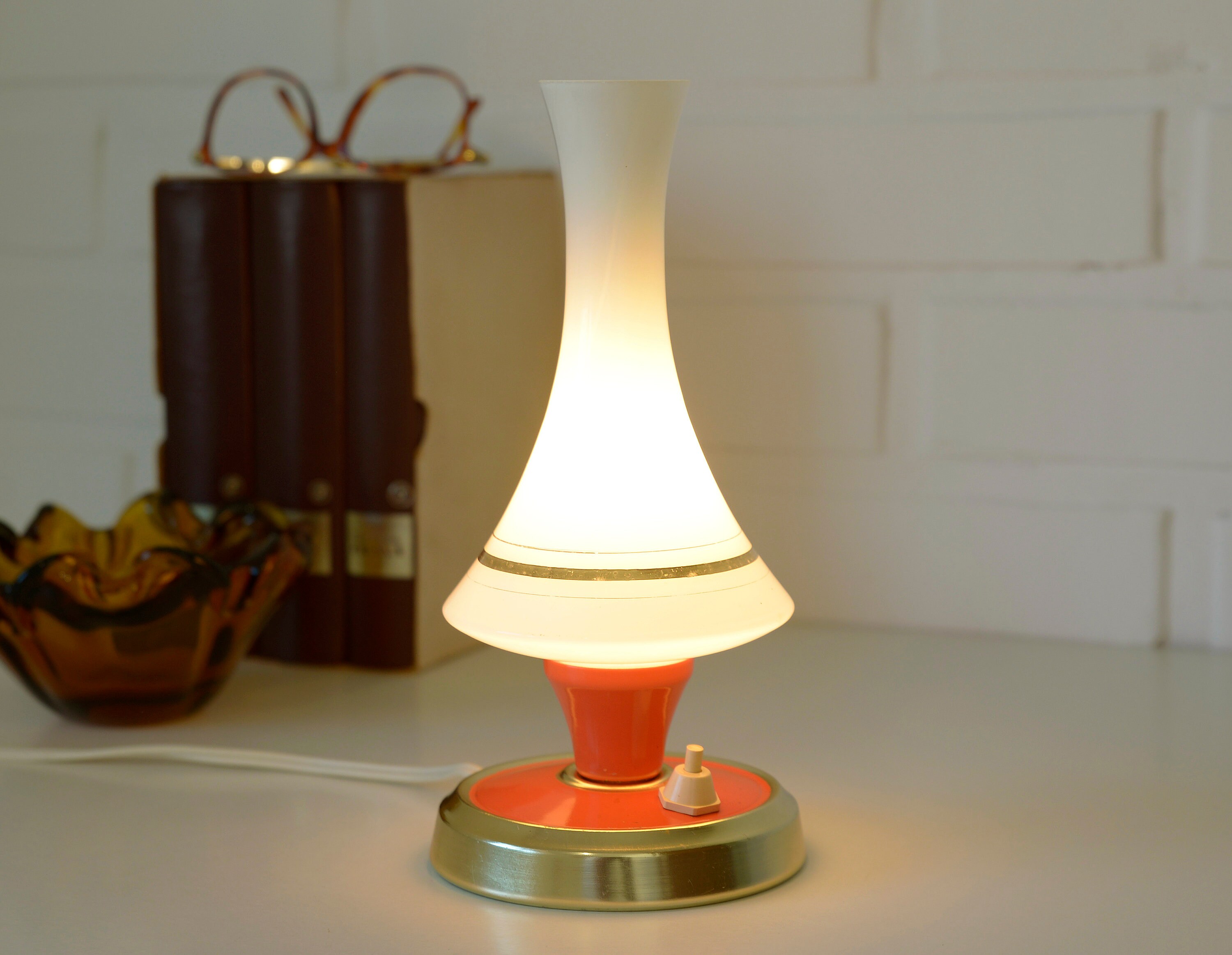 Orange Shade Lamp スペースエイジ ミッドセンチュリー モダン 【公式