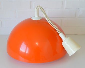 ヴィンテージオレンジペンダントライト：ミッドセンチュリースペース