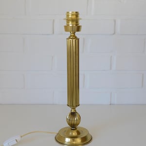 Vintage Brass Table Lamp Base / Hollywood Regency Lamp / Neoclassical Lighting / 1970s Bedside Lamp / DIY Lamp Without Shade