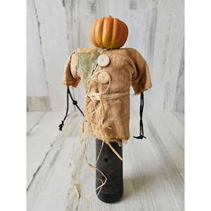 Vintage bonnie artisan skeleton pumpkin Halloween decor unique original design decor