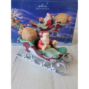 Hallmark Santa&#39;s Midnight Ride Dash away all xmas figure
