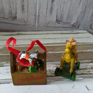 VTG Schaukelpferd und Pferd auf Wagen mit Rädern Weihnachtsverzierung SELTEN