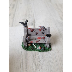 Lemax creepy town bench spooky blood Halloween accessory crow rat