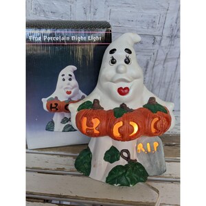 Artmark Halloween night light ghost boo as is