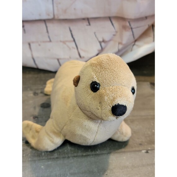  The Petting Zoo Sea Otter Stuffed Animal with Star