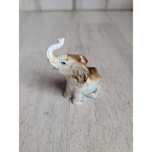 Enesco 1984 miniature elephant ceramic unique figure safari
