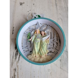 Kurt Adler caroling angel girl ornament glitter Circle Winter scene Xmas