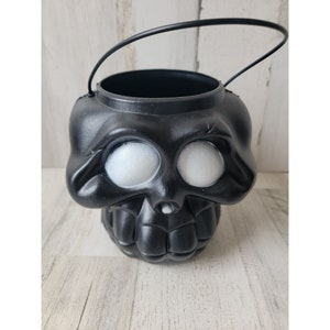 Allmänt skum svart skeletthuvud Halloween hink