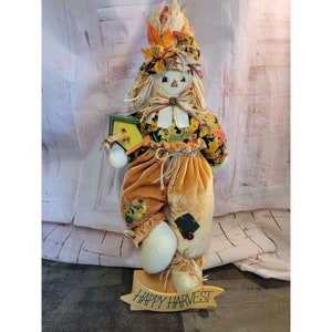 Happy harvest scarecrow birdhouse pumpkin fall figure decor