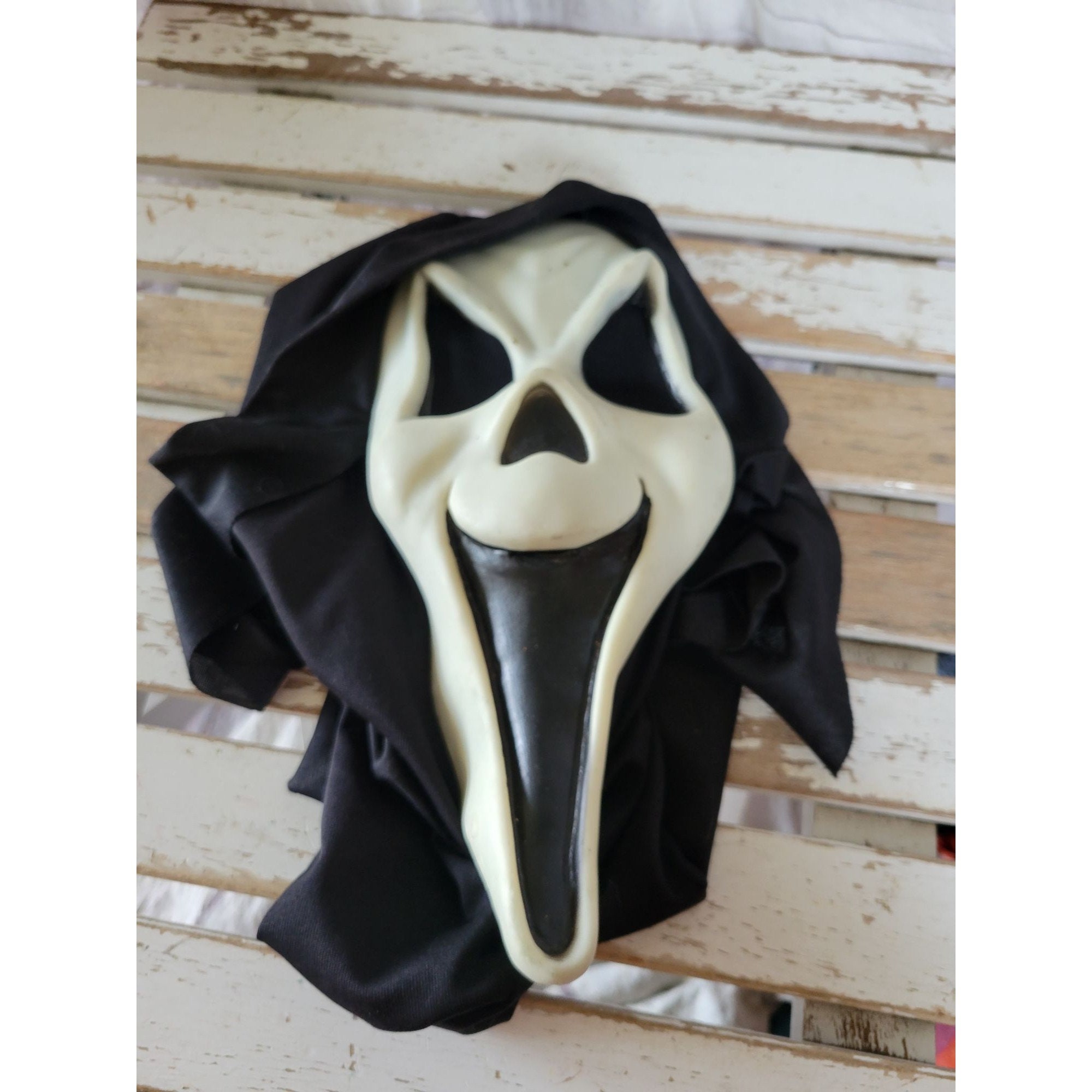 Scream Boys Bleeding Ghost Face Scary Halloween Costume, Fun World, Size L