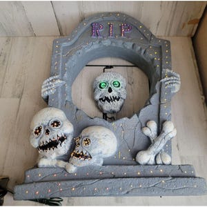 Vintage Fiber Optic Tombstone Halloween lawn decor