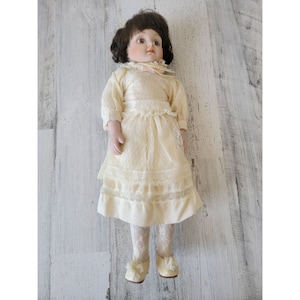 Marian yu porcelain doll white lace dress girl pearl flower