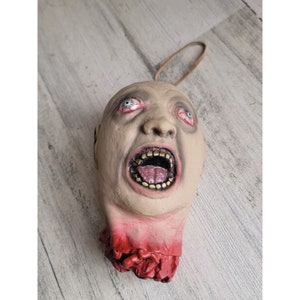 Nightview mini rubber decapitated screaming head Man Halloween prop decor