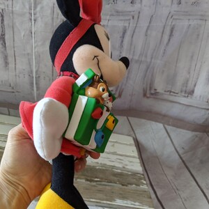 Vintage Minnie Mouse jordekorrar plysch juldekoration sällsynt vintage 14″ ljusljud bild 7