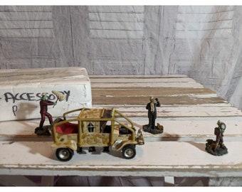 Department 56 - the Original Snow Village - Village Used Car Lot