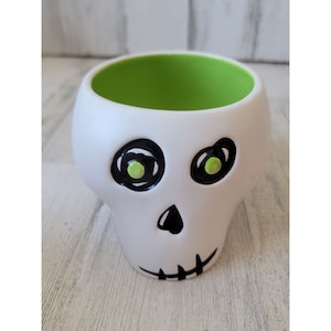 Hallmark ceramic white skull candy dish Halloween bowl