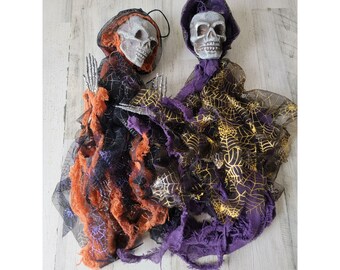 Spider web Grim Reaper AS IS hanging skeleton Halloween set decor