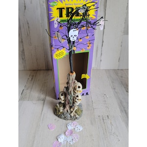 Fun world Skull tree AS IS Vintage Halloween prop decor