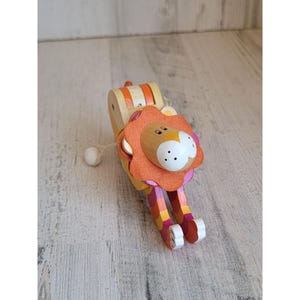 Vintage wooden lion pull string ornament Xmas zoo unique