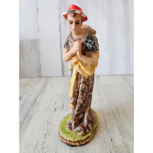 Vintage chalkware Italian Shepherd nativity man lb New York decor religious