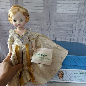 Madame Alexander Mary McKee 1425 First Lady doll vintage collection series 4