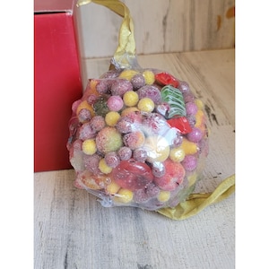 Waterford sugar plums kissing ball candy mistletoe ornament Xmas holiday heirloom